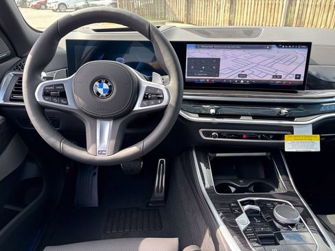 New 2026 BMW X5 xDrive40i w/ M Sport Package AWD/4WD image 18