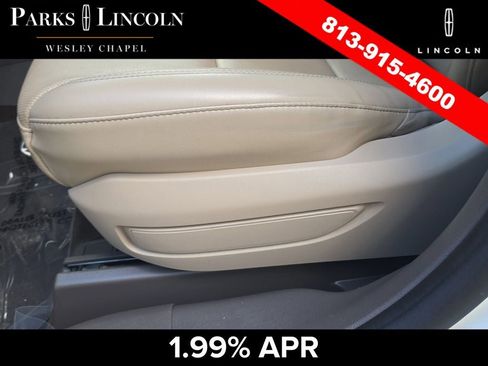 Used 2022 Lincoln Corsair FWD w/ Premium Package image 20