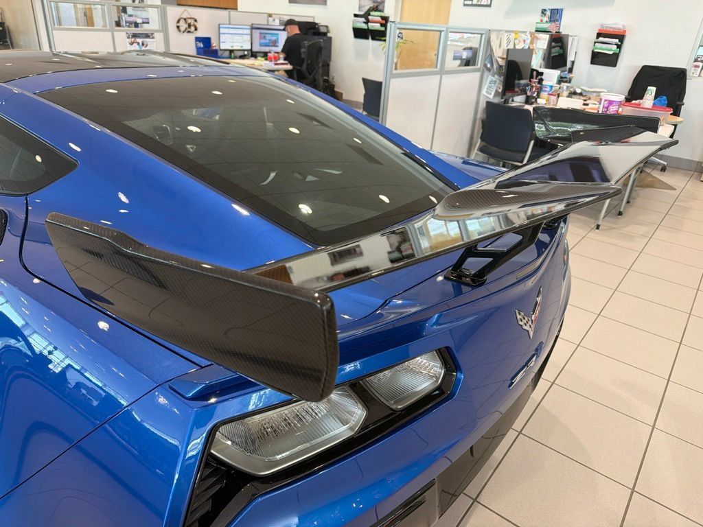 Used 2019 Chevrolet Corvette ZR1 RWD image 6