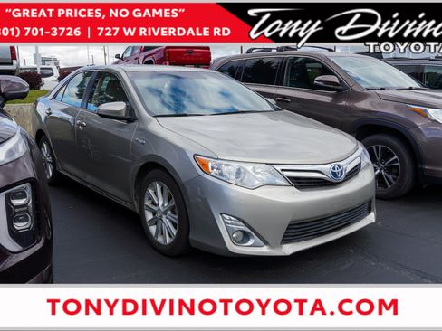 Used 2014 Toyota Camry XLE w/ Leather Package FWD image 1