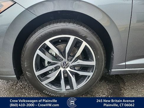 New 2026 Volkswagen Jetta SE image 17