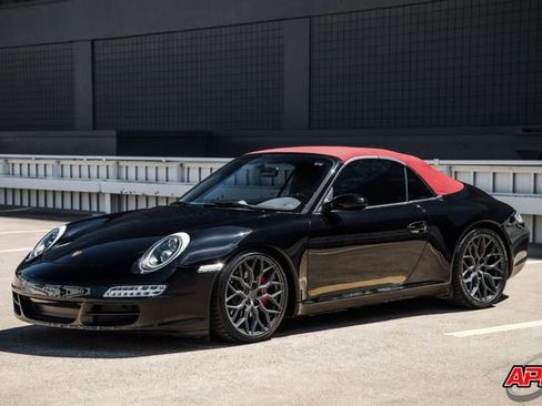 Used 2005 Porsche 911 Carrera S image 32