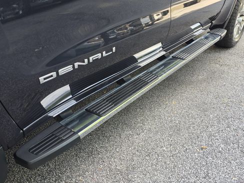 Used 2022 GMC Sierra 1500 Denali AWD/4WD image 41