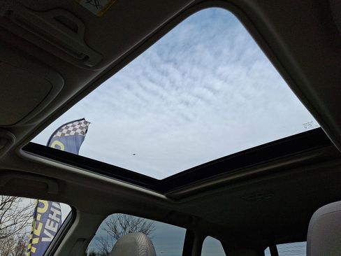 Certified 2023 Subaru Forester Premium image 13