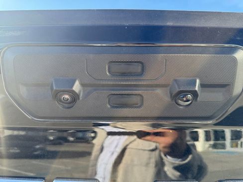 Used 2024 GMC Sierra 1500 Denali Ultimate image 10