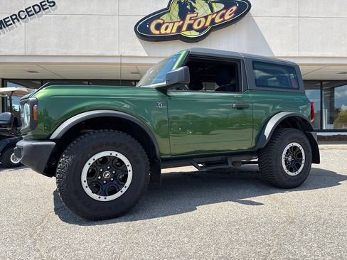 Used 2022 Ford Bronco 2-Door w/ Sasquatch Package AWD/4WD image 18