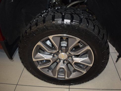 Used 2021 Chevrolet Silverado 1500 LT w/ All Star Edition Plus image 8
