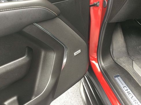 Used 2024 Chevrolet Suburban Premier w/ Premium Package image 17