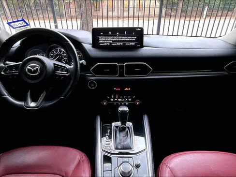 Used 2021 MAZDA CX-5 Carbon Edition image 15