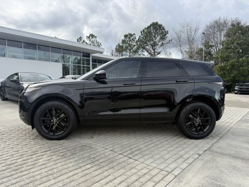 Used 2026 Land Rover Range Rover Evoque S image 3