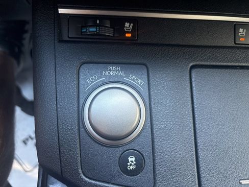 Used 2015 Lexus ES 350 w/ Premium Package FWD image 29