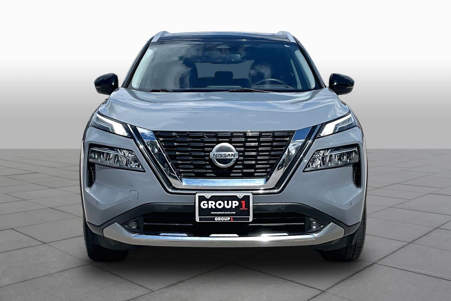 Used 2021 Nissan Rogue Platinum AWD/4WD image 3