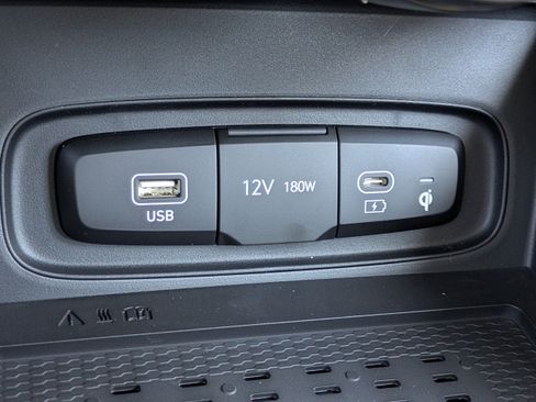 New 2026 Hyundai Venue SEL FWD image 27