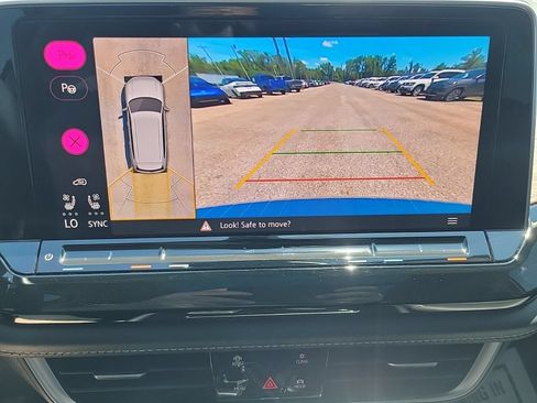 Used 2024 Volkswagen Atlas SEL Premium R-Line AWD/4WD image 26