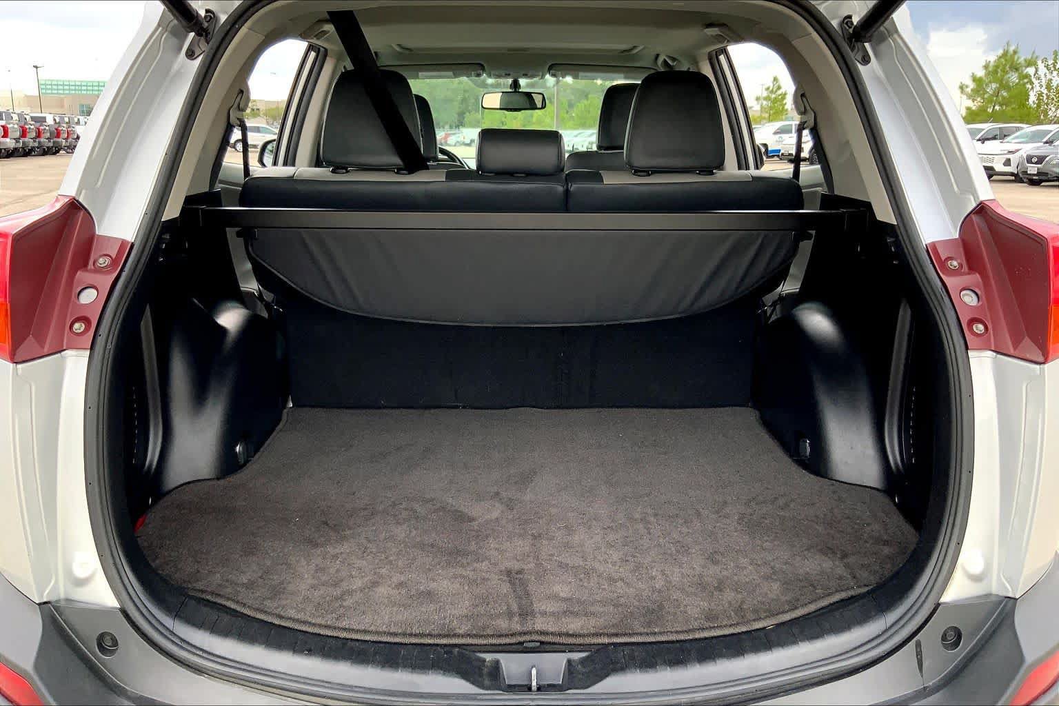 Used 2013 Toyota RAV4 Limited FWD image 34