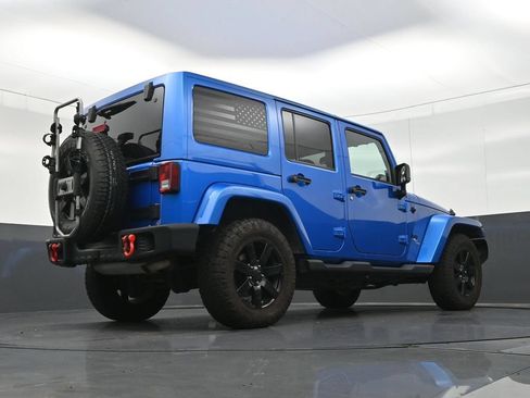Used 2014 Jeep Wrangler Unlimited Sahara AWD/4WD image 27
