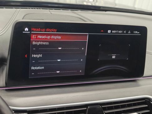 Used 2022 BMW M550i xDrive AWD/4WD image 59