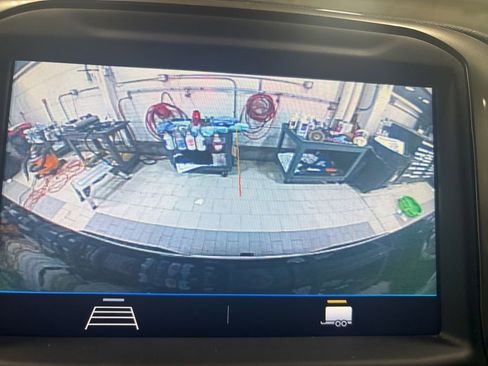 Used 2021 Chevrolet Silverado 1500 LT image 16