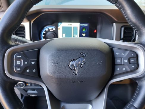 Used 2021 Ford Bronco Outer Banks image 39