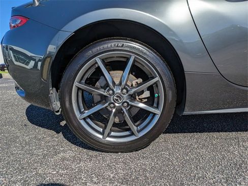 Used 2019 MAZDA MX-5 Miata RF Grand Touring w/ GT-S Package image 13