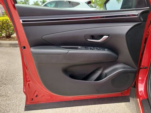 Used 2023 Hyundai Tucson SEL image 17