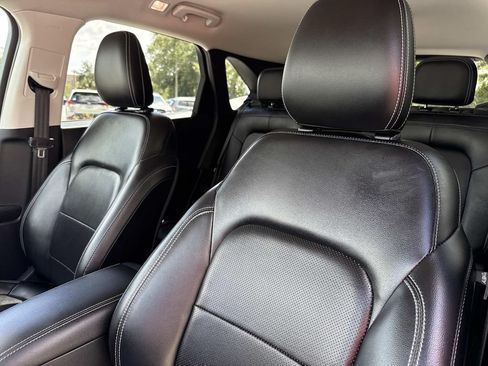 Used 2022 Ford Escape SEL FWD image 23