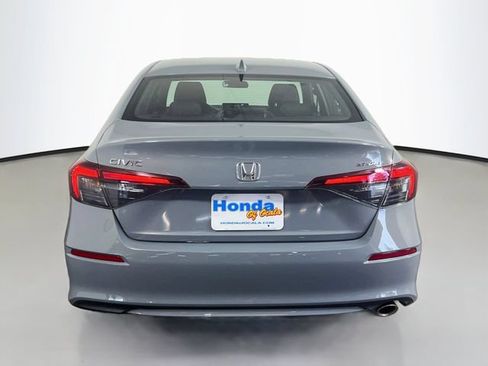Used 2025 Honda Civic Sport image 21