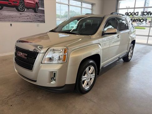 Used 2015 GMC Terrain SLE w/ Convenience Package AWD/4WD image 1
