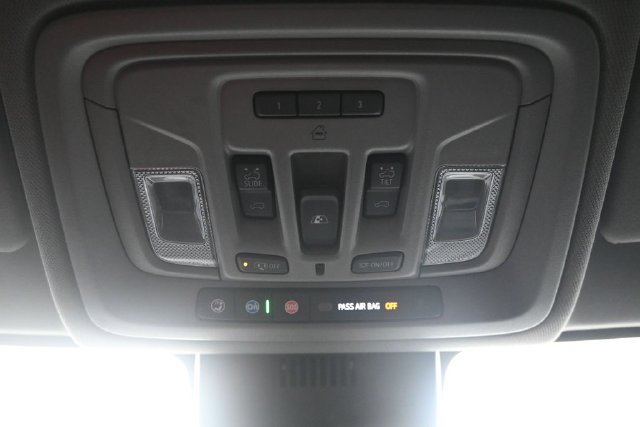 Used 2023 Chevrolet Silverado 1500 LTZ w/ LTZ Premium Package AWD/4WD image 18