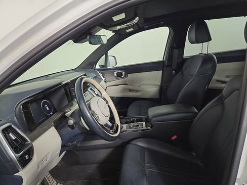 Certified 2023 Kia Sorento SX Prestige image 14