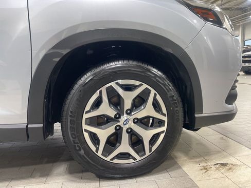 Certified 2023 Subaru Forester Premium image 32