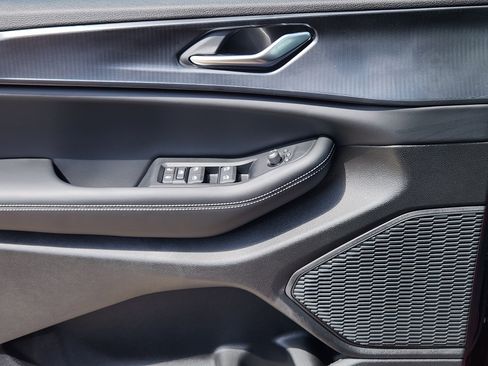 New 2026 Jeep Grand Cherokee L Laredo RWD image 17