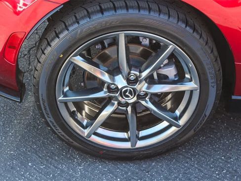 Used 2022 MAZDA MX-5 Miata Grand Touring w/ Appearance Package image 9