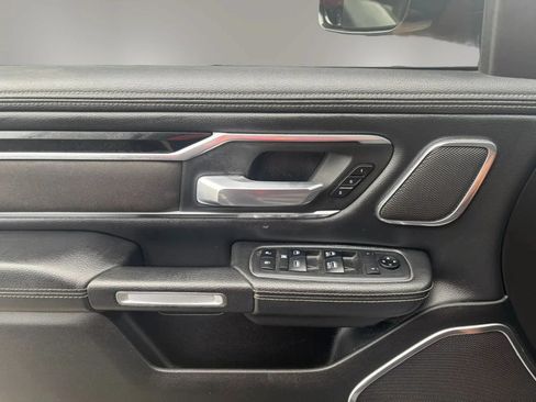 Used 2019 RAM 1500 Laramie AWD/4WD image 21