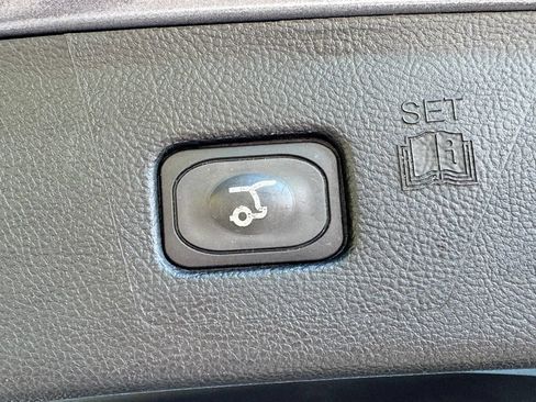Used 2021 Ford Edge SEL AWD/4WD image 25