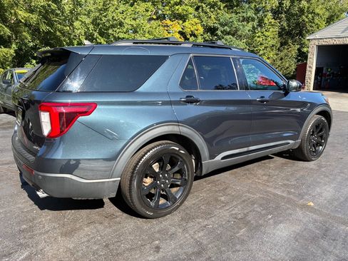 Used 2023 Ford Explorer ST-Line w/ Class IV Trailer Tow Package AWD/4WD image 8