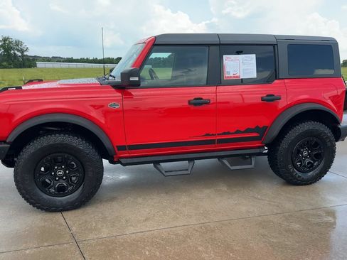 Used 2024 Ford Bronco Wildtrak AWD/4WD image 4