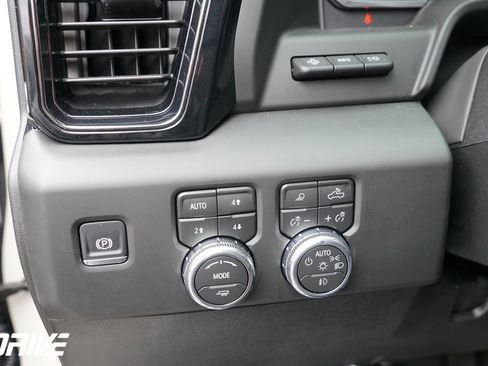 Used 2026 GMC Sierra 2500 AT4 w/ AT4 Premium Plus Package image 24