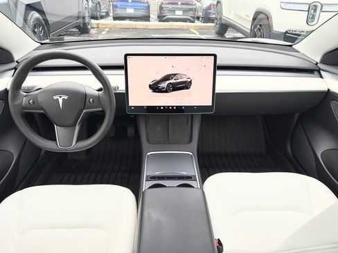 Used 2022 Tesla Model 3 Long Range image 14