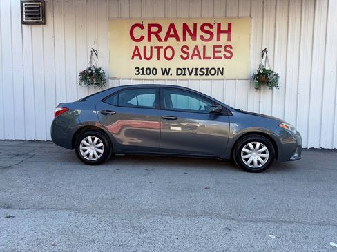 Used 2016 Toyota Corolla L FWD image 5