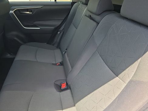 Used 2024 Toyota RAV4 XLE FWD image 17