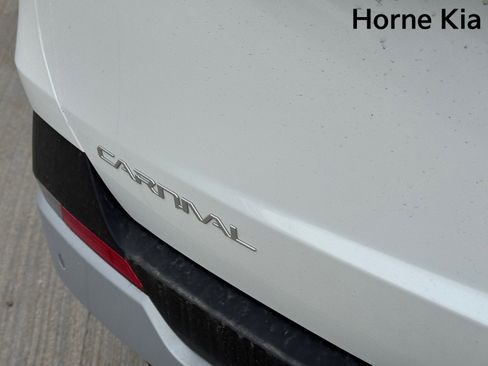 New 2026 Kia Carnival LXS FWD image 9