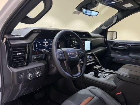 New 2026 GMC Sierra 1500 AT4 w/ AT4 Premium Package AWD/4WD image 9