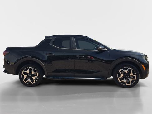 Used 2022 Hyundai Santa Cruz Limited AWD/4WD image 2
