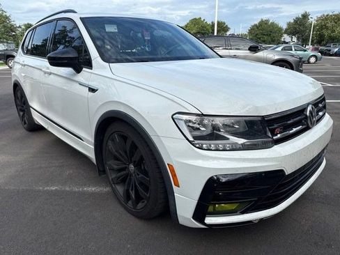 Used 2021 Volkswagen Tiguan SE R-Line FWD image 6