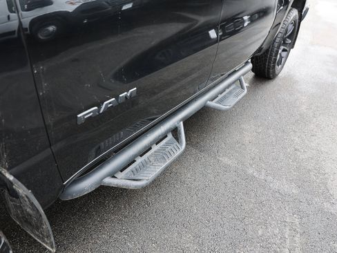 Used 2020 RAM 1500 Big Horn image 9
