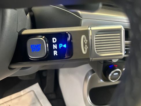 New 2026 Hyundai Ioniq 9 SE AWD/4WD image 23