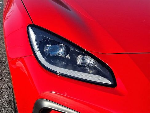 Used 2025 Toyota GR86 Premium image 9