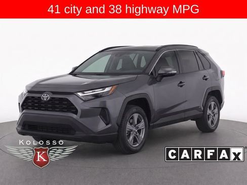 Used 2025 Toyota RAV4 XLE AWD/4WD image 1