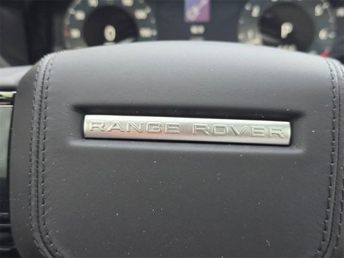 New 2026 Land Rover Range Rover Velar Dynamic SE image 21